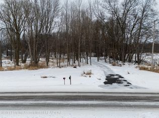 22363 R Dr N, Marshall, MI 49068