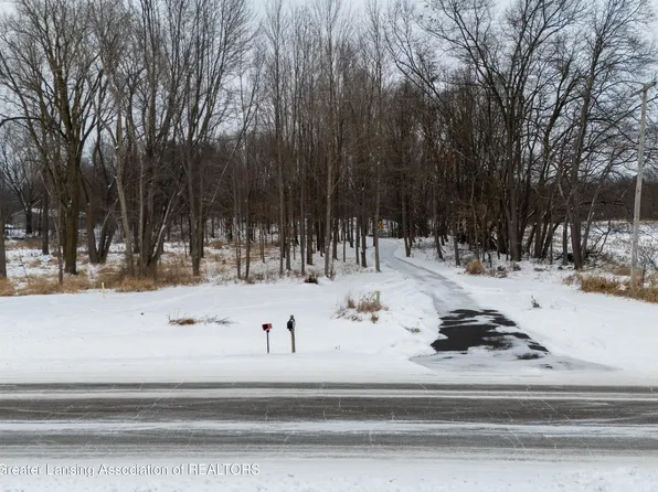 22363 R Dr N, Marshall, MI 49068