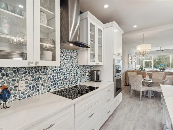 1747 Reuven CIR #1703, NAPLES, FL 34112