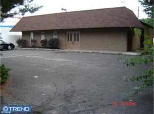 8 Brown Ave, Blackwood, NJ 08012