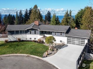 17170 Sea Lawn Dr, Edmonds, WA 98026