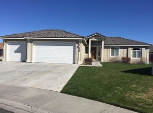 228 Indigo Ct, Moses Lake, WA 98837