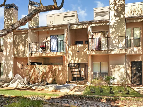 10811 Richmond Ave APT 68, Houston, TX 77042