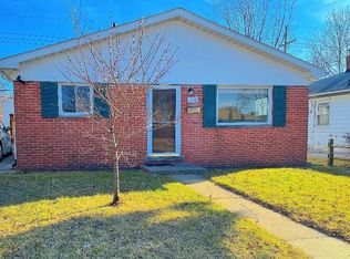 1186 E Harwood Ave, Madison Heights, MI 48071