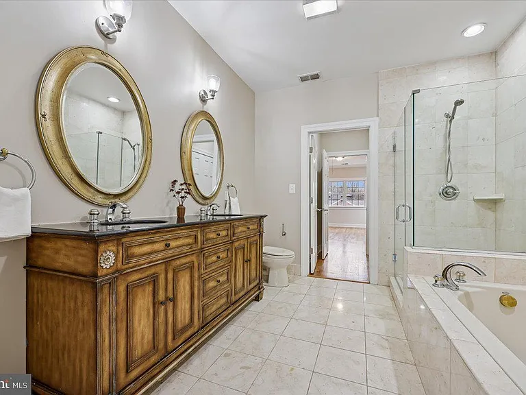 4902 Derussey Pkwy — Photo 78