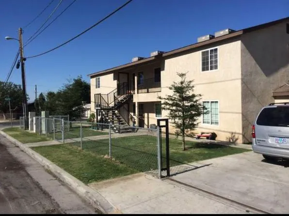 1632 Pacific St APT D, Bakersfield, CA 93305