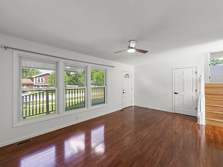 219 Kedvale Ct — Photo 5