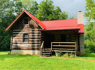 1899 Gilberts Creek Rd, Lawrenceburg, KY 40342