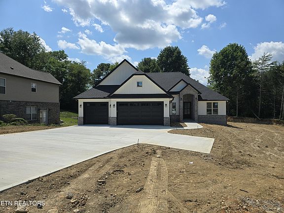 3rd image of 118 Depew Dr Lot 9