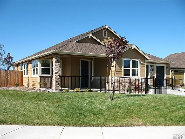 1st image of 100 Haehl Creek Dr