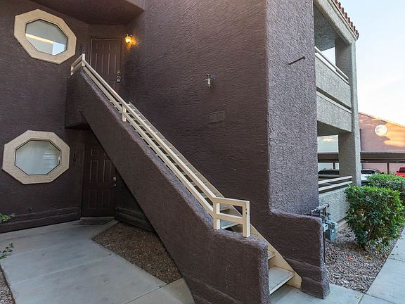 3rd image of 5026 S Rainbow Blvd Unit 205