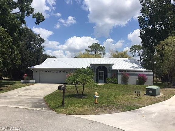 3rd image of 24700 Carnoustie Ct
