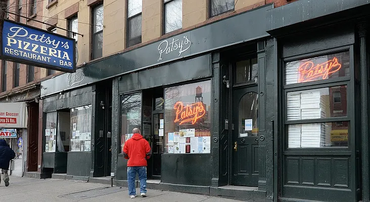 Rented by Peter Ashe | media 33