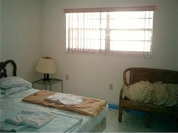 5th image of 4141 Collins Ave APT 501