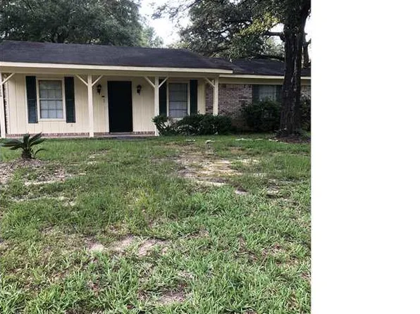 2009 Holleman Dr, Mobile, AL 36618