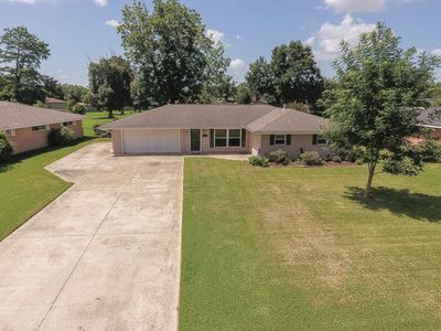 241 Spring St, Lake Charles, LA, 70605
