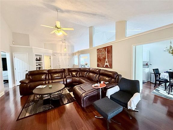 5th image of 3349 Hampton Trace Ct