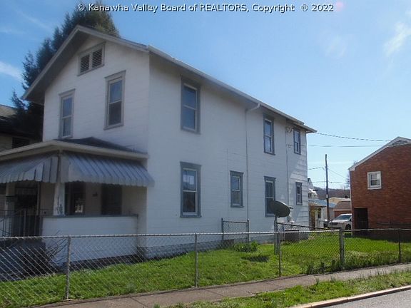 2nd image of 1515 Grosscup Ave