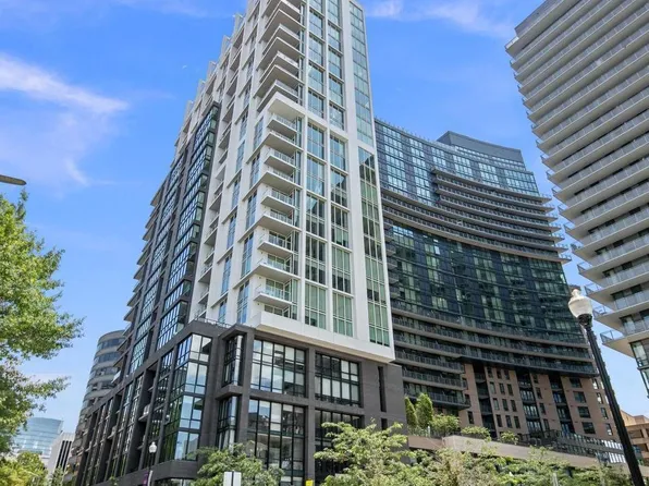 1781 Pierce St #1404, Arlington, VA 22209