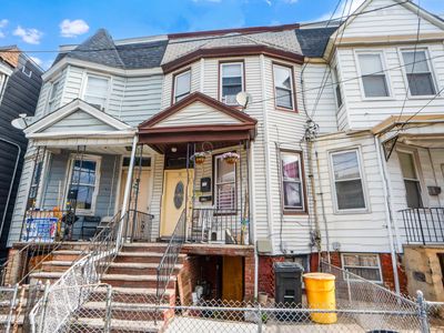 30 Bartholdi Ave, Jersey City, NJ, 07305