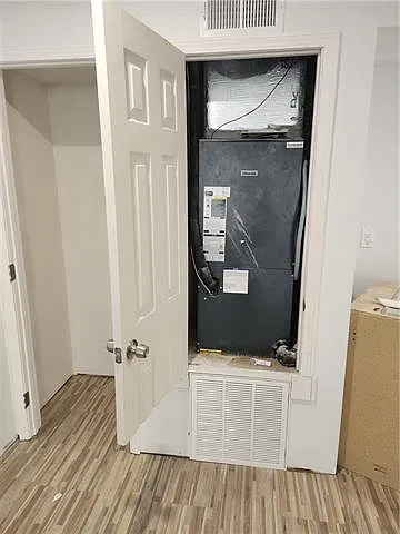 6220 Riverside Dr — Photo 4