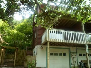 5703 E Sound Dr, Emerald Isle, NC 28594