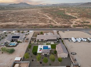 21 W Cloud Rd, Phoenix, AZ 85086