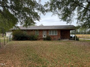 1112 Live Oak Church Rd, Selma, NC 27576