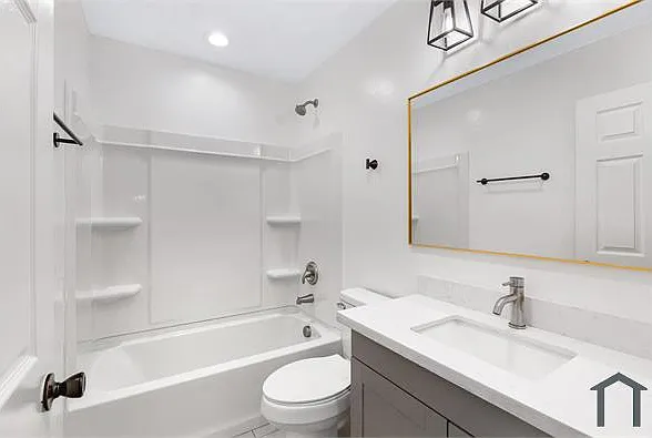 2927 E Atlanta Ave #2 — Photo 16