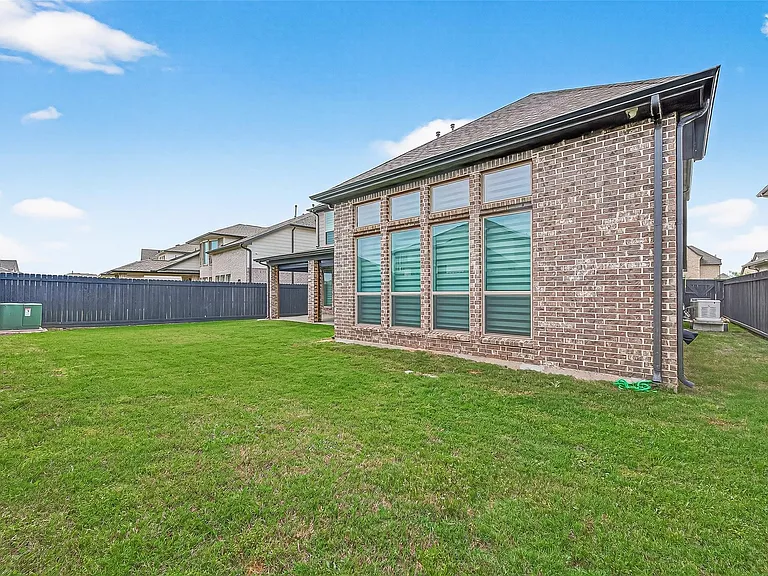 2506 Falling Fig Ln — Photo 49