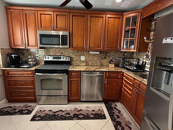 4th image of 21217 Lago Circle #6-J