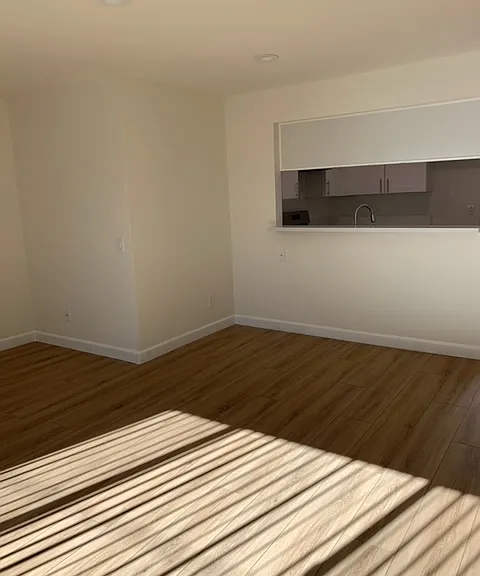 1122 Linden Ave #15 — Photo 7