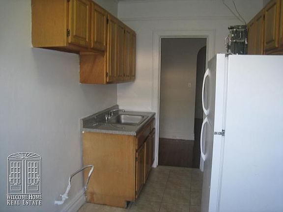 5th image of 4115 46th St APT 2F