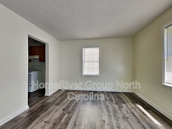 5th image of 1204 Vance St