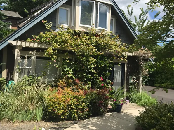 530 NE Ryen St Unit B, Poulsbo, WA 98370