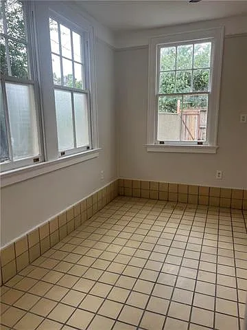 249 Vallette St — Photo 3