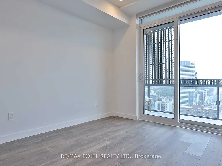 8 Eglinton Ave E #2407 — Photo 9