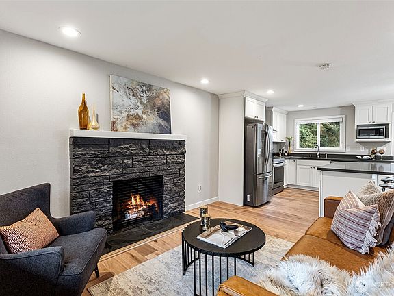 5th image of 12625 169th Avenue SE