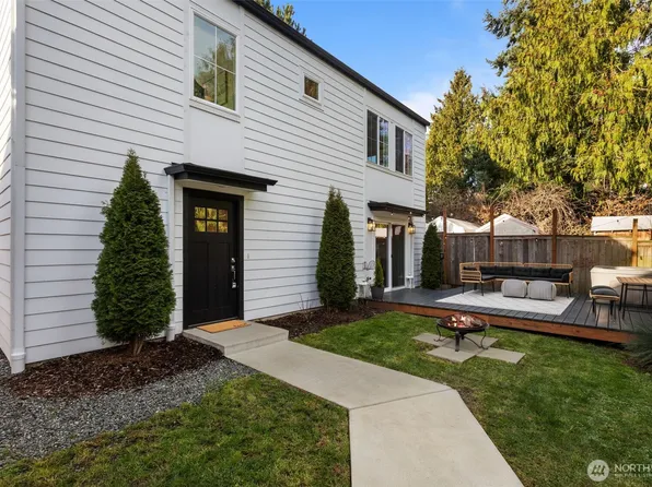 712 NW 95th Street, Seattle, WA 98117