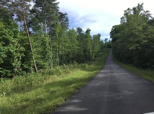 8 Cave Springs Rd, Nancy, KY 42544