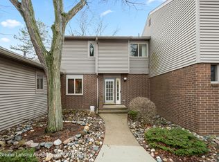 906 Montevideo Dr Unit B, Lansing, MI 48917