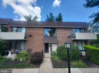 100 E Glenolden Ave APT R18, Glenolden, PA 19036