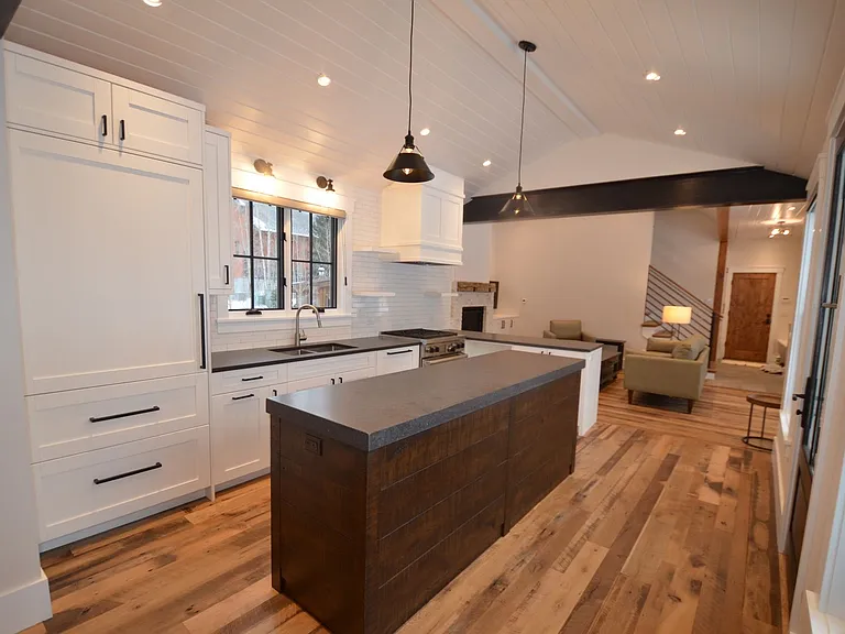 300 E. Washington Rd. — Photo 10