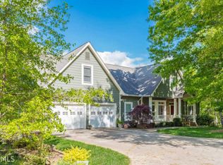 329 Highlands Dr, Clarkesville, GA 30523