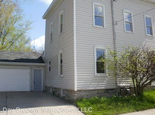 1918 E John St, Appleton, WI 54915