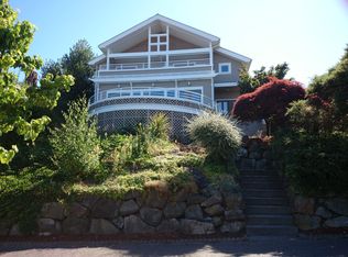 6932 39th Ave SW, Seattle, WA 98136