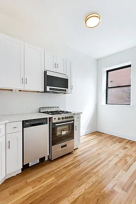 Rented by Living New York | media 2