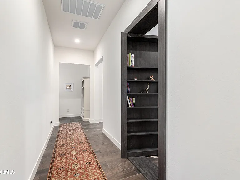 11491 N Luckenbach St — Photo 30