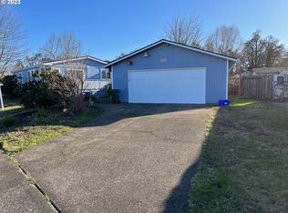 1681 Curry Ave, Cottage Grove, OR 97424