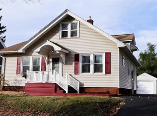 286 Wendhurst Dr, Rochester, NY 14616